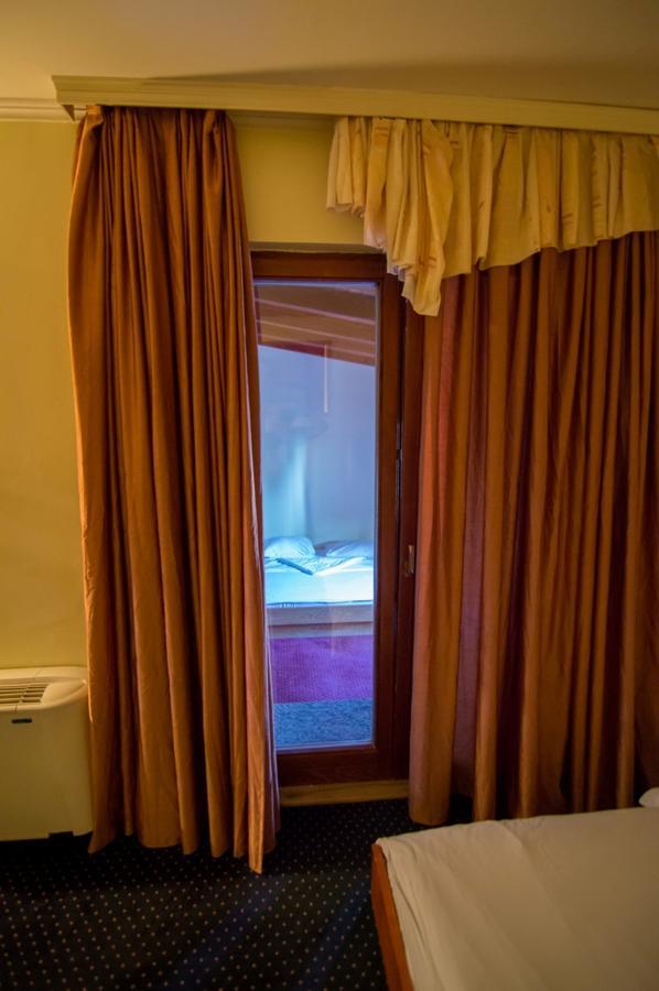 Hotel Ana Gospić Екстериор снимка